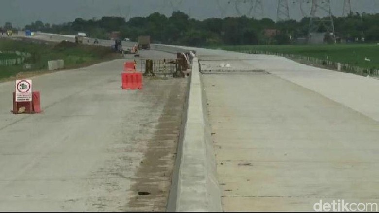 Jalan Tol di Riau akan Diberi Perlintasan Gajah Jalan Tol di Riau akan Diberi Perlintasan Gajah
