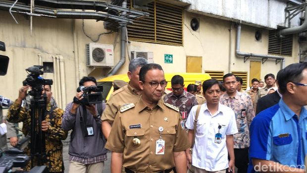 Air Tanah di Jakarta Disorot New York Times, Anies Sidak Gedung