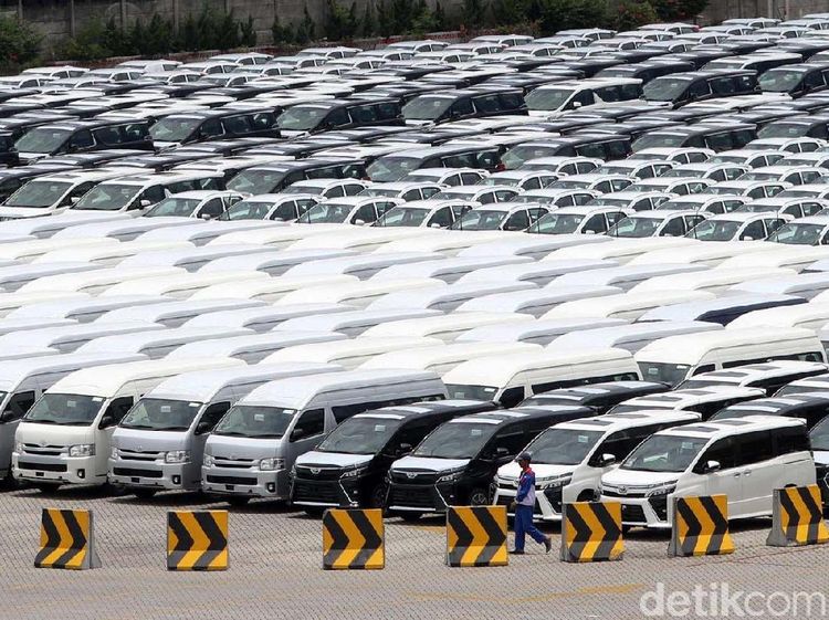 Penjualan Mobil Cerah di 2018