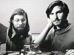 Kisah Pendiri Apple yang Ditenggelamkan Steve Jobs