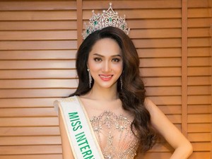 Kalahkan Finalis Indonesia, Transgender Ini Jadi yang Tercantik di Dunia