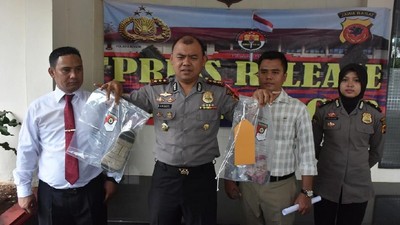 Foto: Barang Bukti Kasus Tewasnya Pendiri Matahari Hari Darmawan