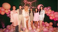 Termasuk Kim, Kendal Jenner, dan juga Kylie Jenner yang belum lama ini melahirkan baby Stormi. Foto: Instagram Khloe Kardashian