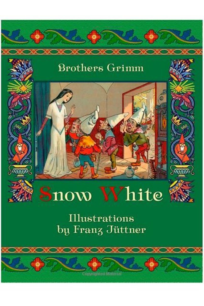 Dalam cerita asli Snow White versi Brothers Grimm yang rilis pada 1812, diceritakan kalau Evil Queen mencoba membunuh Snow White hingga tiga kali, dan yang terakhir adalah apel beracun yang membuatnya tidur abadi. Setelah bangun dan kembali ke istana, Snow White melangsungkan pernikahan dengan Pangeran dan mengundang ibu tirinya, Sang Ratu. Saat datang ke pesta, Ratu dipaksa memakai sepatu besi panas dan menari dengan memakai sepatu tersebut, sampai dia meninggal. Foto: Dok. Refinery29