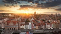 Meski kota pelabuhan, Gdansk nyatanya begitu menaruh perhatian besar pada pariwisata. Meski berjarak sekitar 3 jam dari Warsawa (ibukota negara Polandia), Gdansk menawarkan pengalaman liburan yang berkesan (Thinsktock)