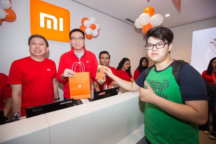 Xiaomi Buka Mi Store Di Kelapa Gading