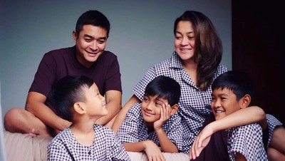 Kompak Banget Keluarga Irgi Fahrezi Lupus