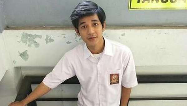 Para Cowok Kece yang Nyaris Perankan Dilan Para Cowok Kece yang Nyaris Perankan Dilan