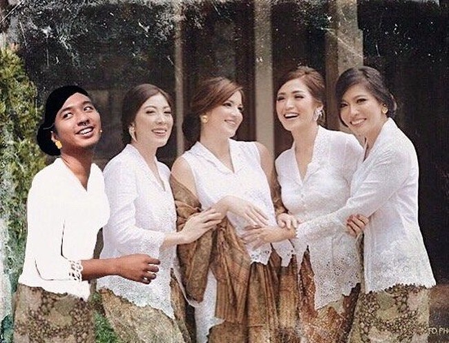 Ikut bergabung bersama gengnya Nia Ramadhani dan Jessica Iskandar dalam Girls Squad. Foto: Instagram