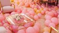 Pink dipilih karena konon bayi yang dikandung Khloe adalah perempuan. Foto: Instagram Khloe Kardashian