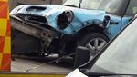 Foto: Gara-gara Mobil Ini, Warga Cardiff Tak Bisa Akses Internet