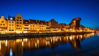 Suasana saat malam di Gdansk, cakep juga buat difoto (Thinsktock)