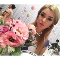 Sejak saat itu, ia berpartisipasi dalam beberapa kontes kecantikan lainnya, dan secara bertahap mengalihkan perhatiannya dari olahraga ke pemodelan. (Foto: Instagram/Alisa Manyonok)