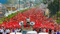 Tidak mengherankan kalau Mumbai berada di peringkat kota ke-4 terpadat dunia. Populasinya sebanyak 21.357.000 orang di tahun 2016 (Press Trust of India)