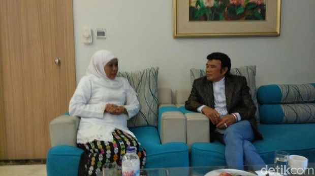 Sahut-sahutan Lagu Ala Khofifah, Emil, dan Rhoma Irama
