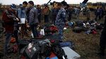 Foto: HP dan Tas Hello Kitty di Puing Pesawat yang Jatuh di Nepal