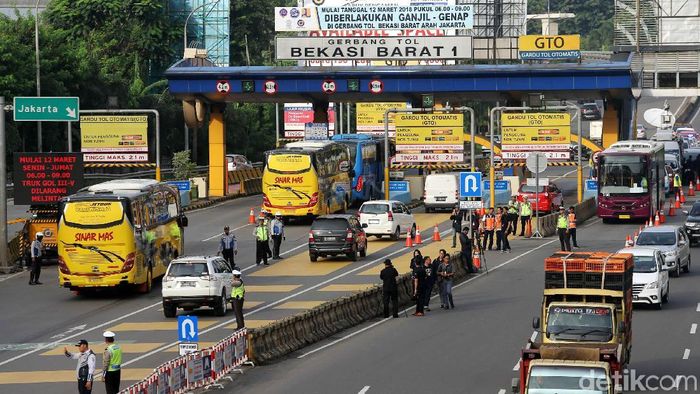 Jalan tol/Foto: Agung Pambudhy Jalan tol/Foto: Agung Pambudhy