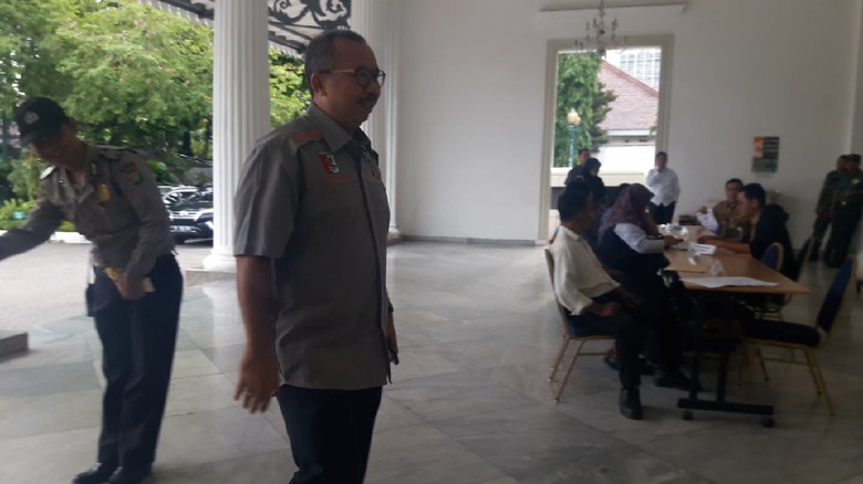 Sambangi Balai Kota, Ketua Perbakin DKI Ingin Audiensi dengan Anies Sambangi Balai Kota, Ketua Perbakin DKI Ingin Audiensi dengan Anies