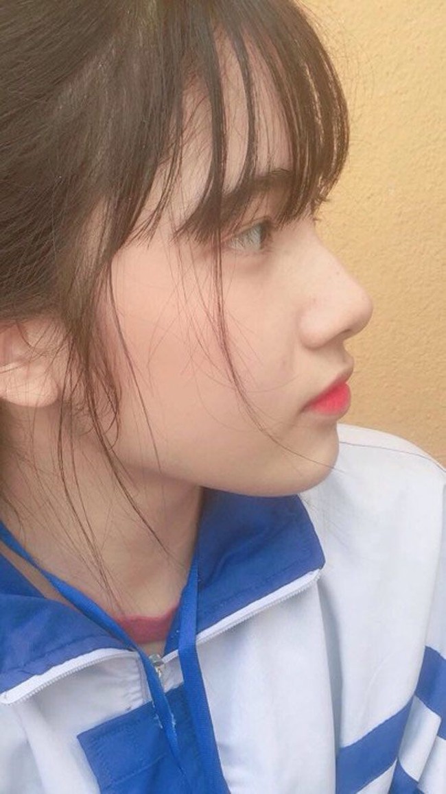 Tak butuh waktu lama untuk menemukan identitas gadis di foto itu. Ia adalah Tran Thanh Thao seorang siswa sekolah menengah Bac Ha, Lao Cai. Foto: Istimewa