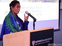 Susi Beberkan Kerugian Kalau Kapal Maling Ikan Tak Ditenggelamkan