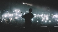 Rich Brian menjadi rapper Indonesia yang sukses di mancanegara. Foto: Twitter Rich Brian