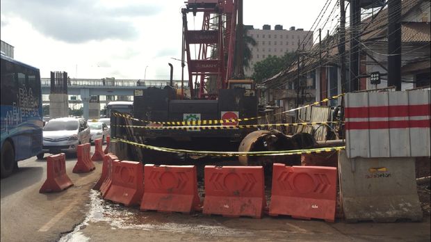 Garis polisi masih dipasang di lokasi kebocoran gas.