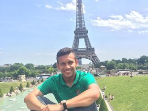 Foto: Egy Maulana Vikri dan Ikon Wisata Dunia