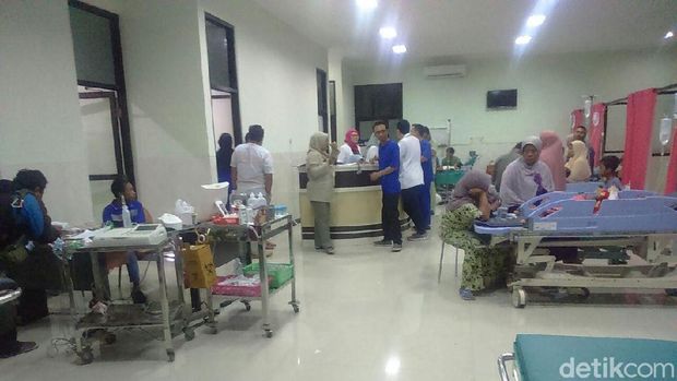 Warga Tuban keracunan nasi kotak/