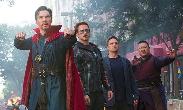 Menulis Naskah Skenario Infinity War adalah yang Tersulit Menulis Naskah Skenario Infinity War adalah yang Tersulit