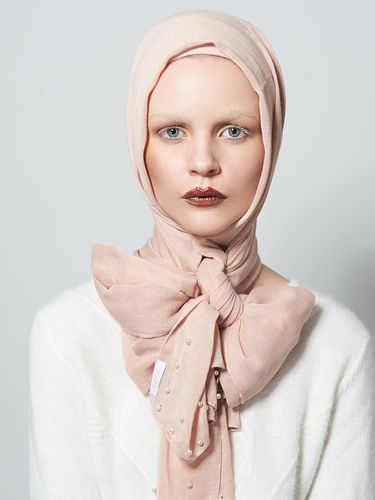 Hijab asal Belanda Ini Terbuat dari Bambu, Bagaimana Bentuknya?
