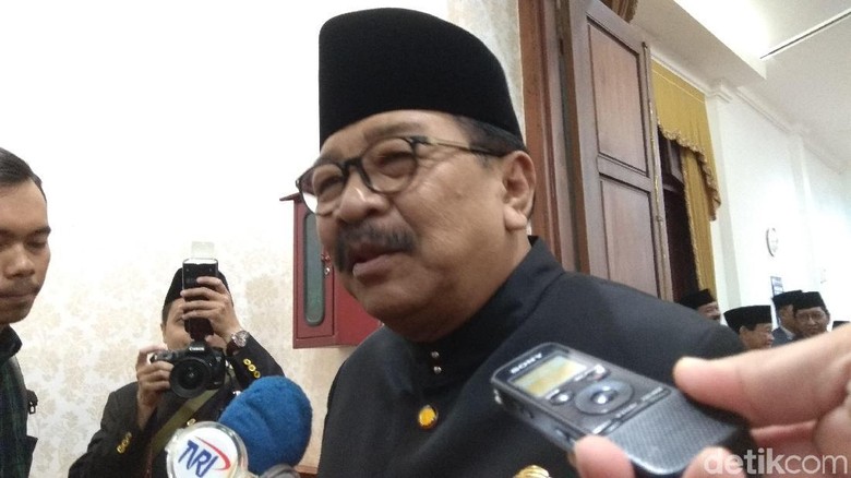 Rencana Ubah Nama 2 Jalan Didemo Warga, Ini Respons Pakde Karwo Rencana Ubah Nama 2 Jalan Didemo Warga, Ini Respons Pakde Karwo