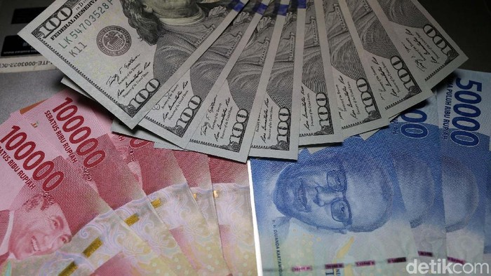 Illustrasi Rupiah dan Dollar