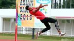 Atlet Pelatnas Atletik Berlatih di Stadion Madya