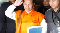 Saipudin adalah orang terakhir yang dibawa penyidik KPK untuk ditahan di Rutan KPK.Saya belum memahami, saya belum tahu, ujar Saipudin saat ditanya soal kasus yang melibatkannya.