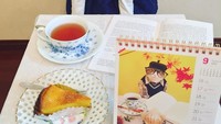 Kala itu ada festival lokal, lalu saya membawa happi (mantel tradisional Jepang) untuk hewan dan memakaiannya ke Maro. Sejak itu, Maro mulai cosplay, ungkap sang pemilik, Rie Matsui. Foto: Instagram @rinne172