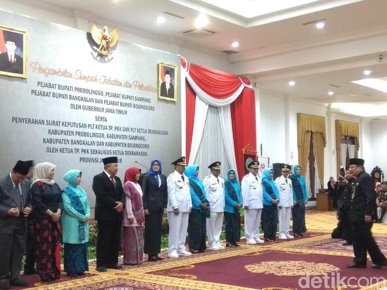 Gubernur Jatim Lantik Empat Pj Bupati