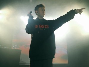 Watch Out! Rich Brian Rilis Lagu Baru