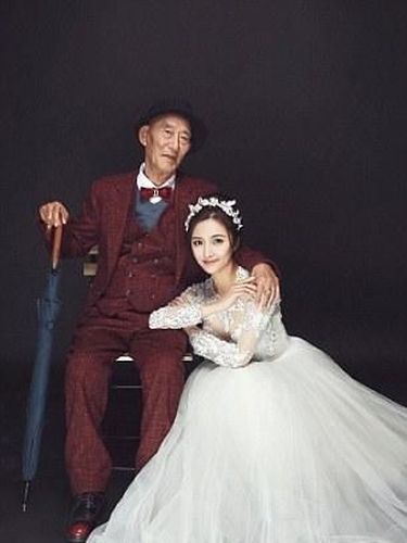 Fu Xuewei bersama sang kakek