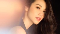 Bibir seksi Velove Vexia juga menjadi salah satu yang membuat daya tarik. Foto: Dok. Instagram Velove Vexia