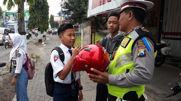 Pelajar SMP yang terjaring razia karena masih di bawah umur