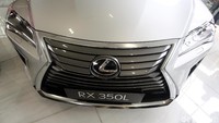 Untuk pengirimannya sendiri, garasi konsumen akan diisi oleh generasi anyar RX ini pada bulan depan.