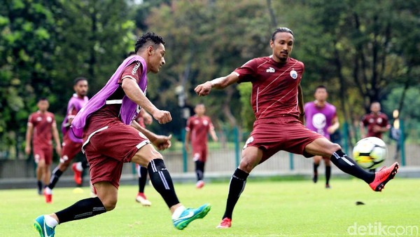 Jelang Lawan Song Lam Nghe An, Persija Gelar Latihan