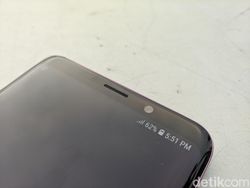 Unboxing Galaxy S9+ Lilac  Purple, Si Cantik yang Gahar