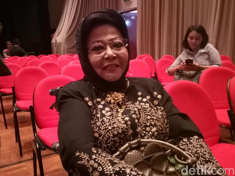 Lama Tak Terdengar, Waldjinah 9 Bulan Sempat Tak Bisa Bangun dari Tempat Tidur Lama Tak Terdengar, Waldjinah 9 Bulan Sempat Tak Bisa Bangun dari Tempat Tidur