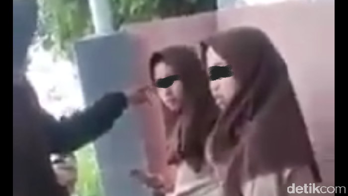 Siswi Berantem Dan Viral Di Banjarnegara Disanksi Hafalkan Alquran