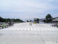 Jokowi Mau Turunkan Tarif Tol?