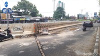 Selain Underpass Matraman, masih ada Underpass Mampang yang juga belum rampung