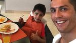 Jadi Pemain Bola Terbaik di Dunia, Begini 12 Gaya Makan Cristiano Ronaldo