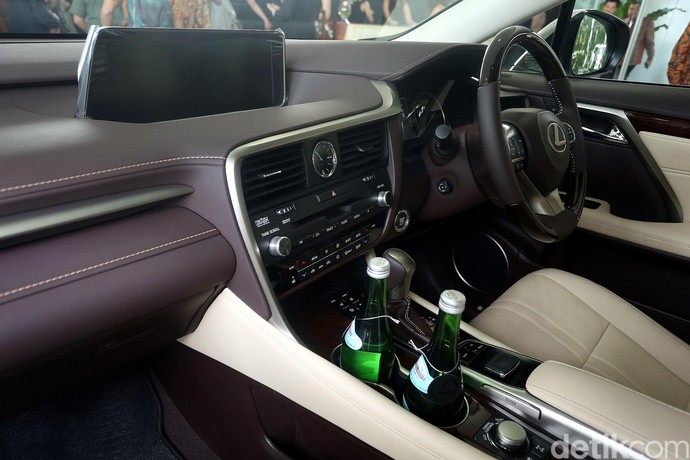 7700 Gambar Mobil Keluarga Mewah Terbaik