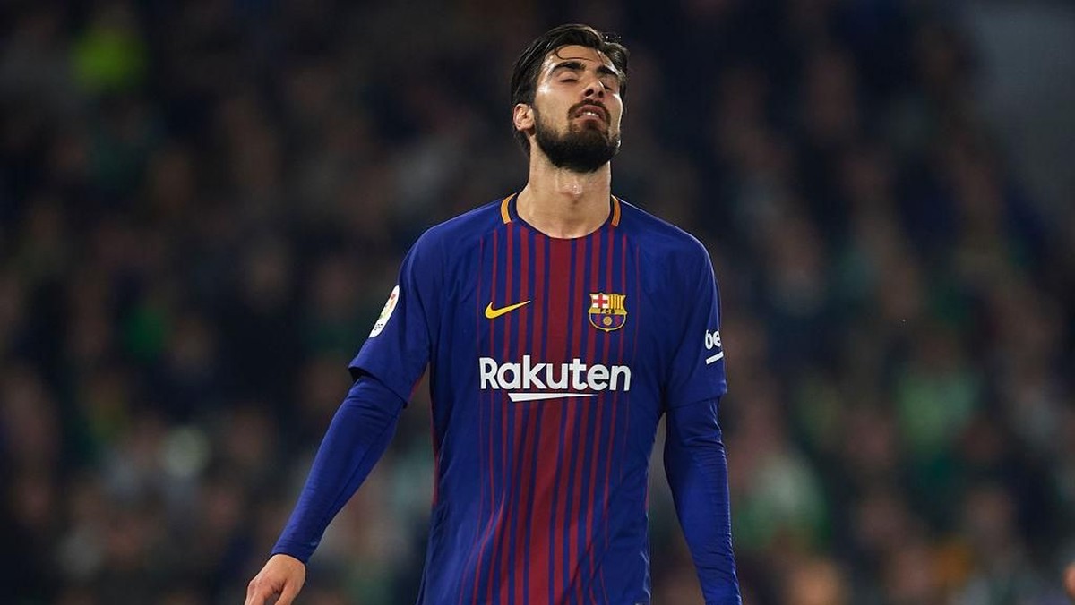 Gelandang asal Portugal Andre Gomes mengaku frustrasi di Barcelona. (Foto: Aitor Alcalde/Getty Images)